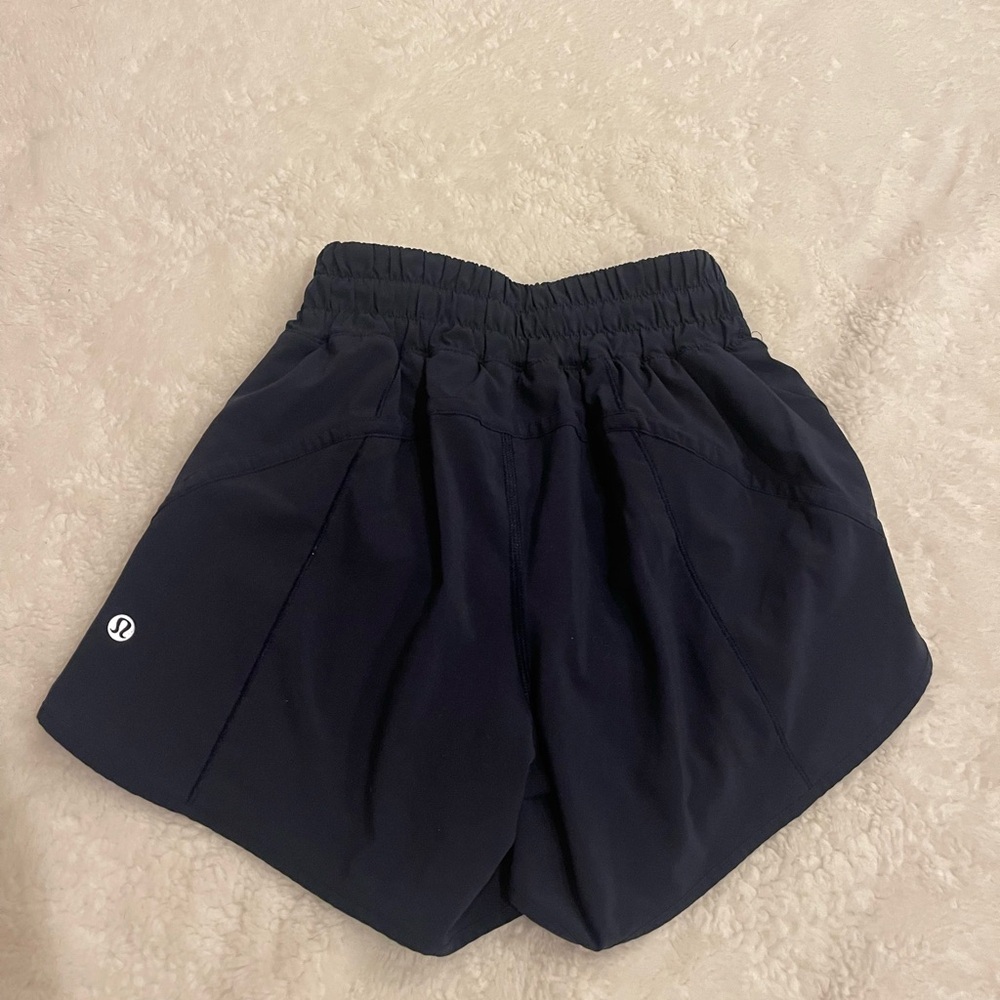 Lululemon Size 4 Navy Track That 5 inch